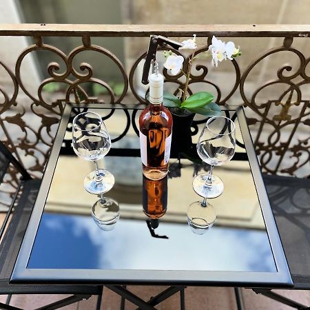 Wineexperience- Wine&Jacuzzi Suite Lecce Buitenkant foto